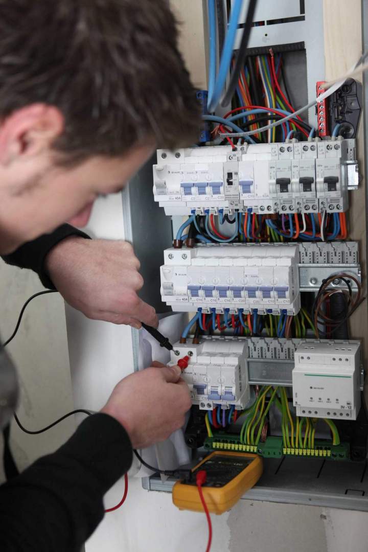 Electricien urgence Montreal